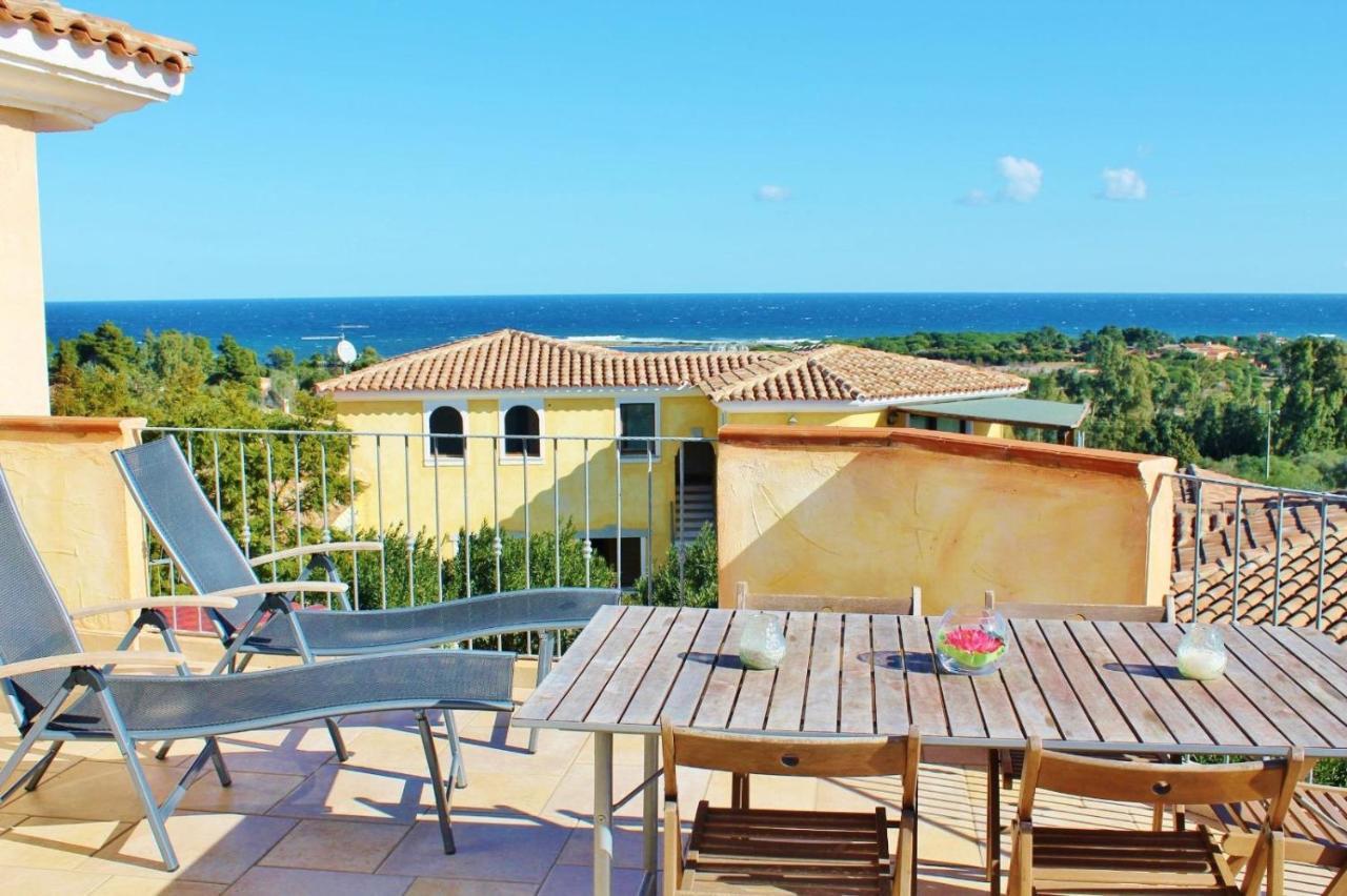 Oleandri Rossi Villa Tanaunella Exteriör bild