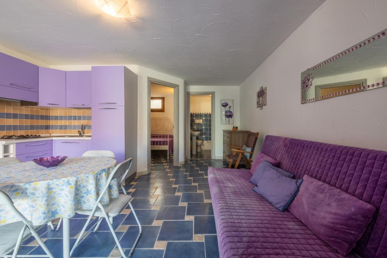 Oleandri Rossi Villa Tanaunella Exteriör bild