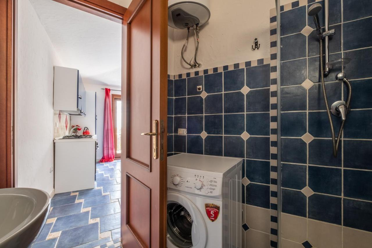 Oleandri Rossi Villa Tanaunella Exteriör bild